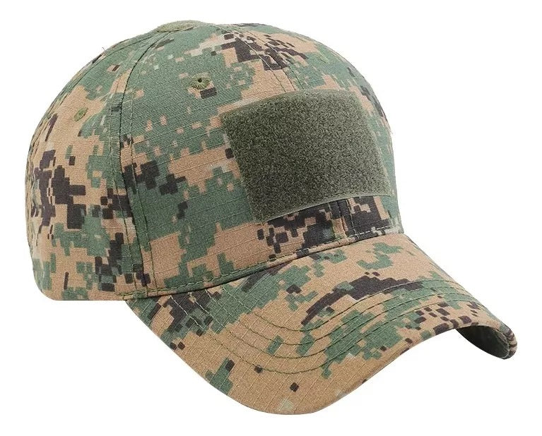 Gorra visera con parche camuflado