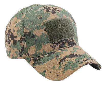 Gorra visera con parche camuflado