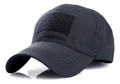 Gorra visera con parche camuflado