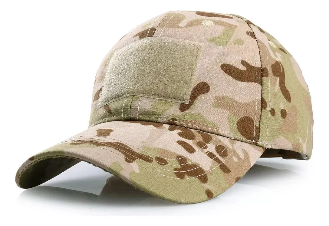 Gorra visera con parche camuflado