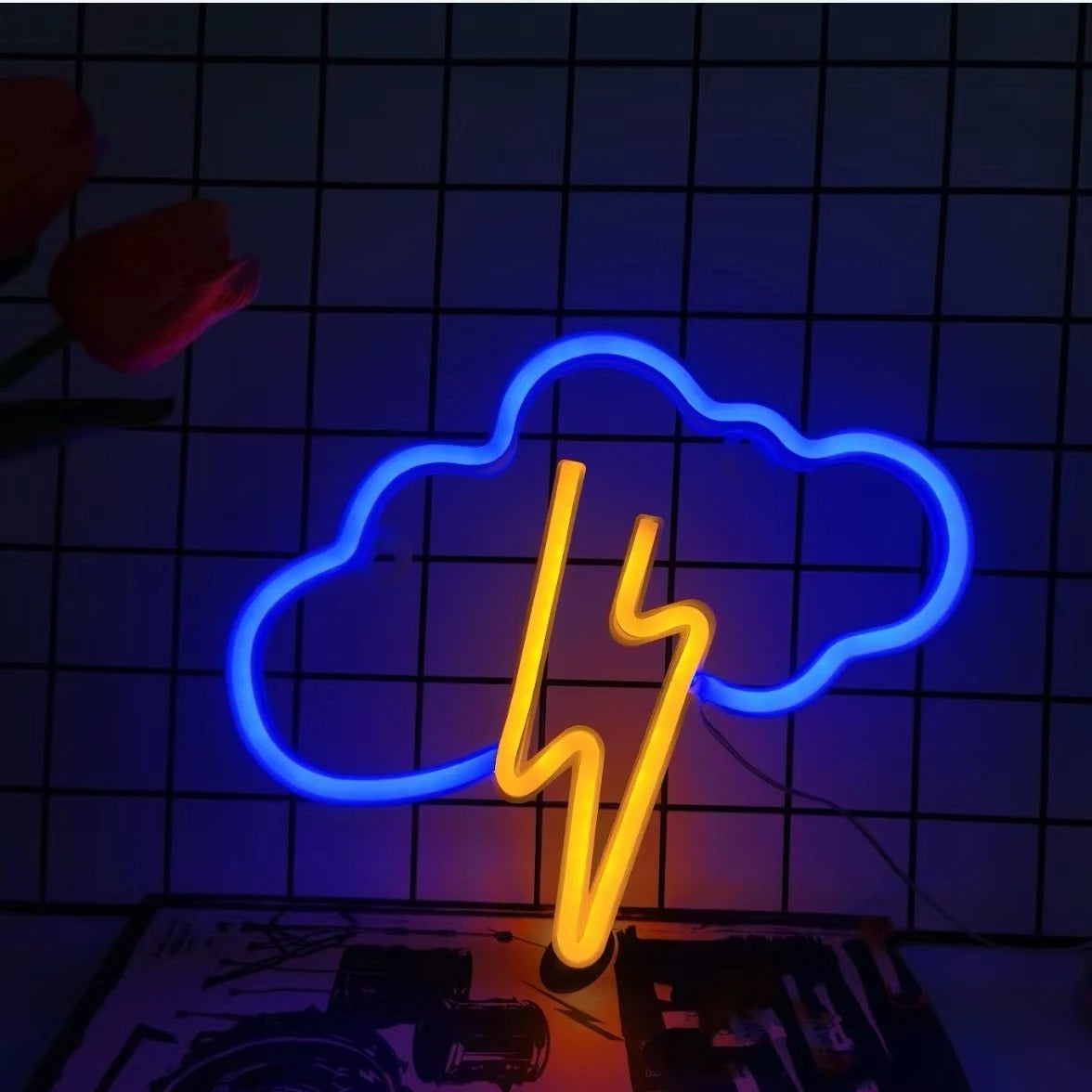 Luz Decorativa LED en varios diseños - Blanco Floral