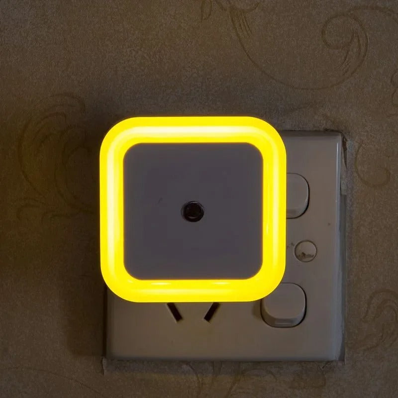 Luz Nocturna LED con Sensor de Luz