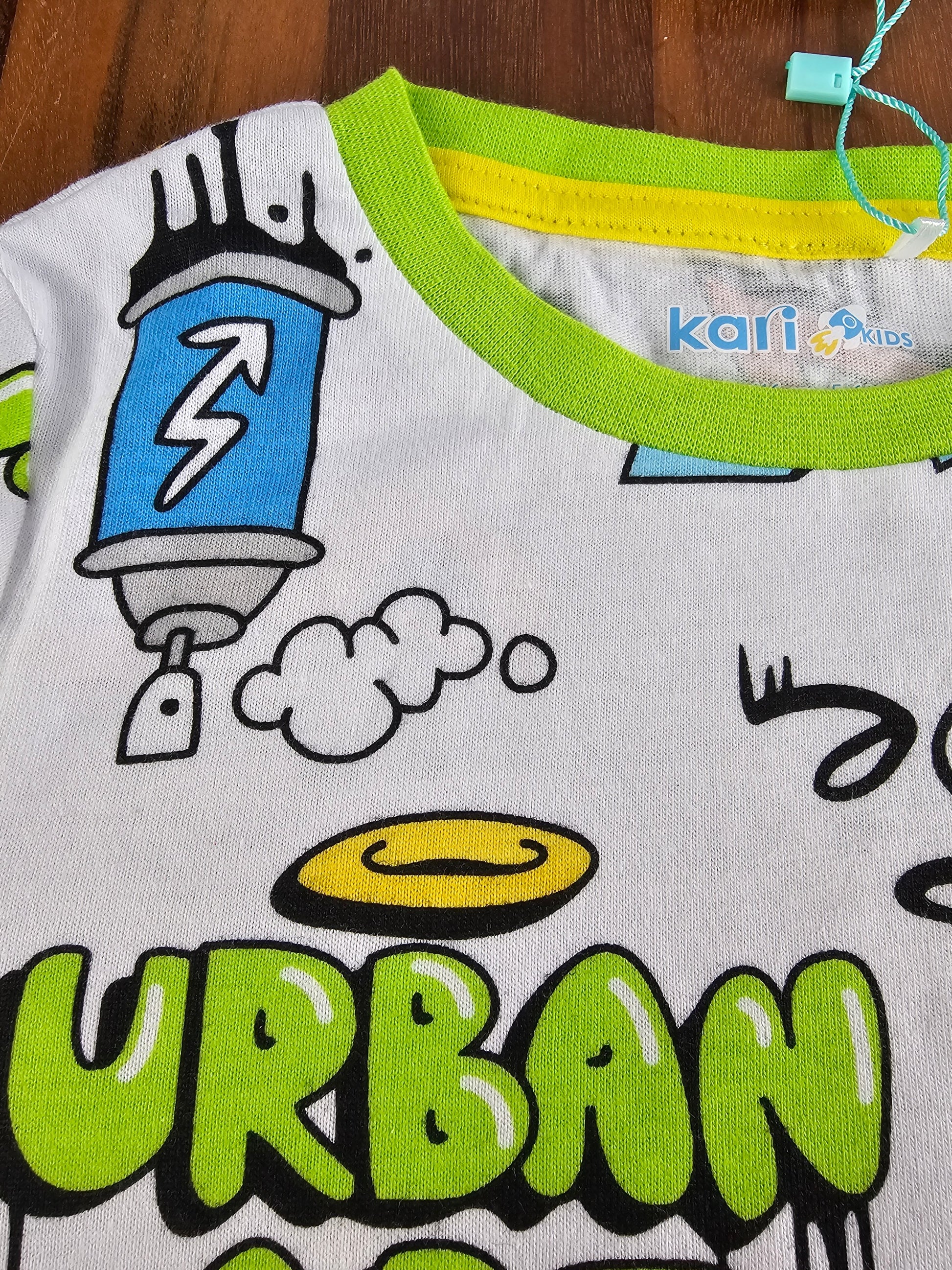 Remera niño Kari Art