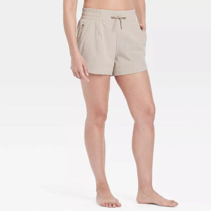 Short dama All in Motion deportivo woven