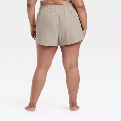 Short dama All in Motion deportivo woven
